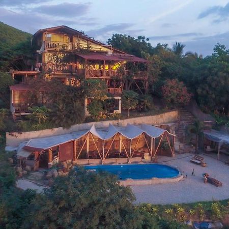 Maremonti Bed & Breakfast Puerto Lopez Exterior photo